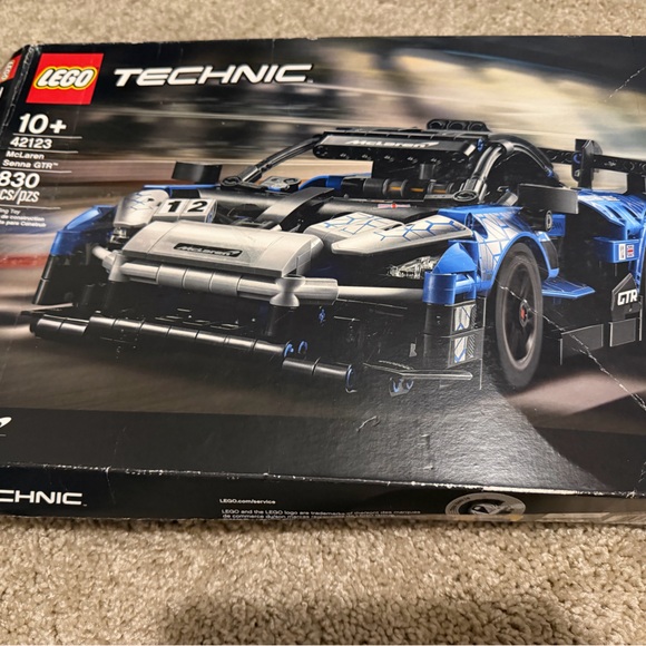 LEGO Technic McLaren Senna GTR 42123 Build Set - Picture 1 of 8